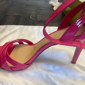 Women’s Gianni Binni high heels, size 8, brand new